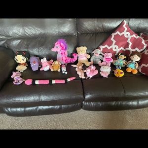 20 girl stuffed animals